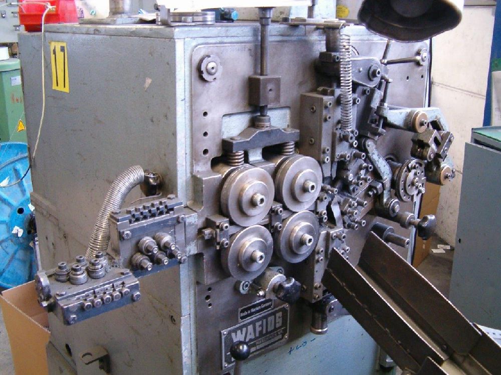 Dier Metal leme Makinalar Alman Satlk 2x Adet Yay Makinesi
