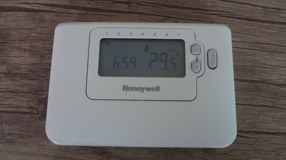 Dier Elektrik Malzemeleri Satlk Honeywell Programlanabilir Oda Termostat Cmt707A1