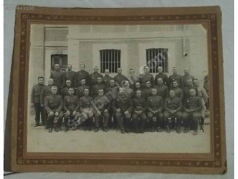 Fotoraflar Satlk Cumhuriyet dnemi fotoraflarndan bir grup subay