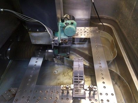 Metal Kesme Makinalar Satlk Tel Erozyon Makinesi  Agie