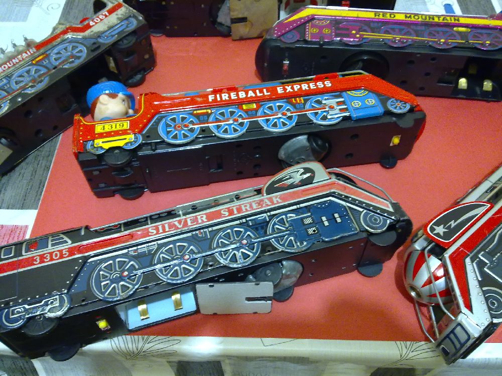 Oyuncaklar Modern Toys Tren Antika Satlk Teneke Oyuncak  Antika Trenler Made n Japan
