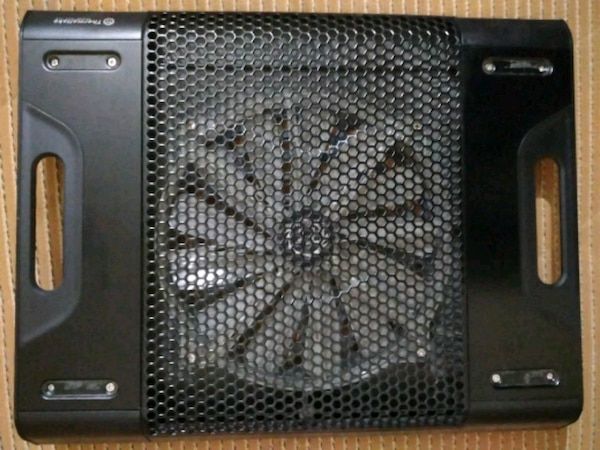 Diz st Acer Satlk Thermaltake laptop stand + sogutucu fan