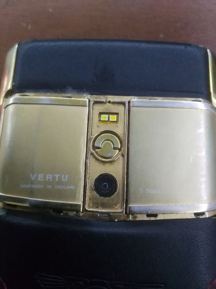 Cep Telefonu Satlk Vertu Signature Touch Bentley 64 Gb orjinal batary