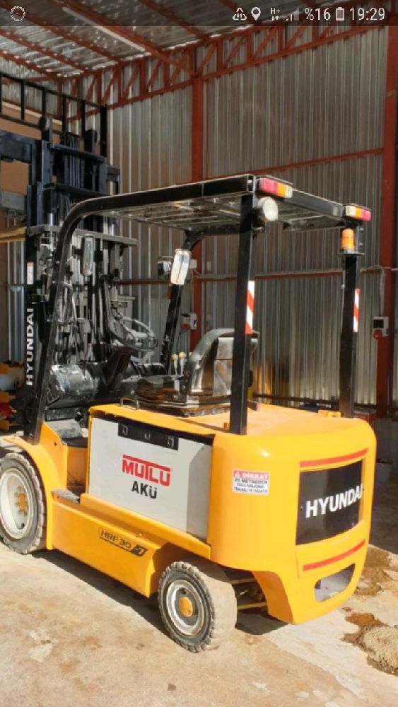 Forklift Hyundai Hundai akl 3 tonluk triolex Satlk 3 ton triplex akl hundai