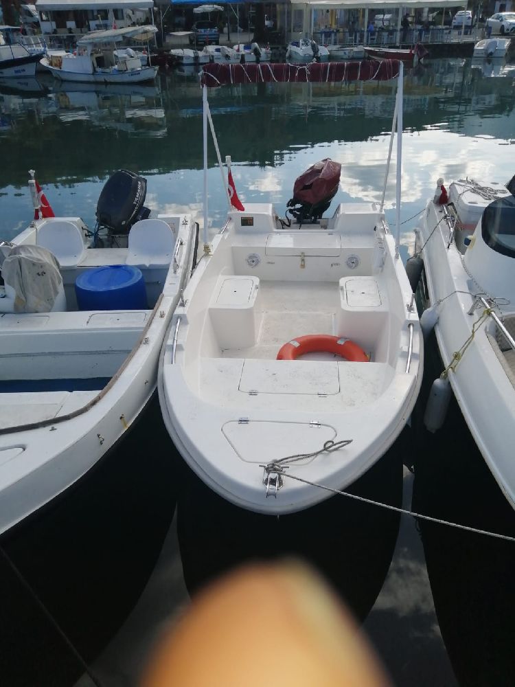 Gezi Tekneleri Gezi Teknesi Satlk Safter 4.50 & Parsun 20 Hp Fiber Tekne Motor Takm