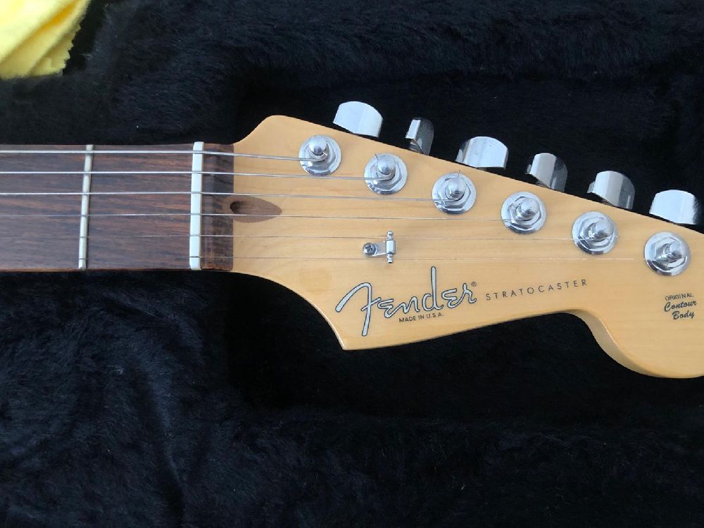 Gitar Electro Solo& Rtim Satlk Fender American Professional Stratocaste