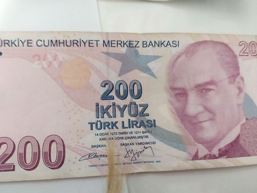 200 турецких в рублях. 200 Лир купюра. 200 Турецких лир. 200 Лир в рублях. 200 Лир в рублях 2023.