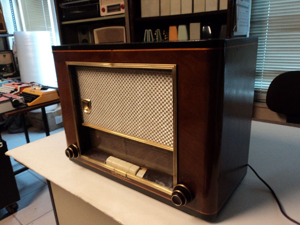 Radyo Satlk Radiola fm'li Antika Radyo