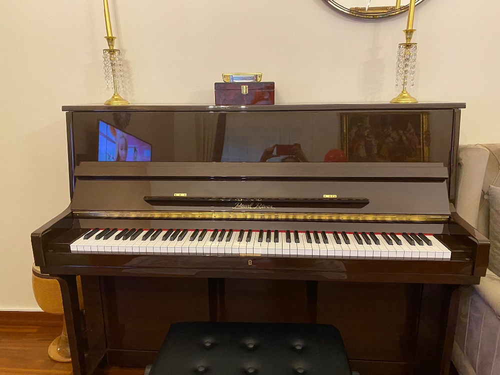 Piyano Pearl River Satlk Akustik duvar piyano