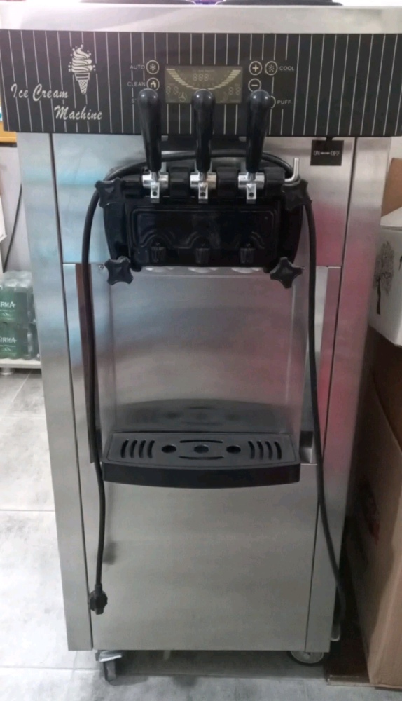 Dondurma Makineleri Dou makine trio max Dondurma nakinesi Satlk Dondurma makinesi