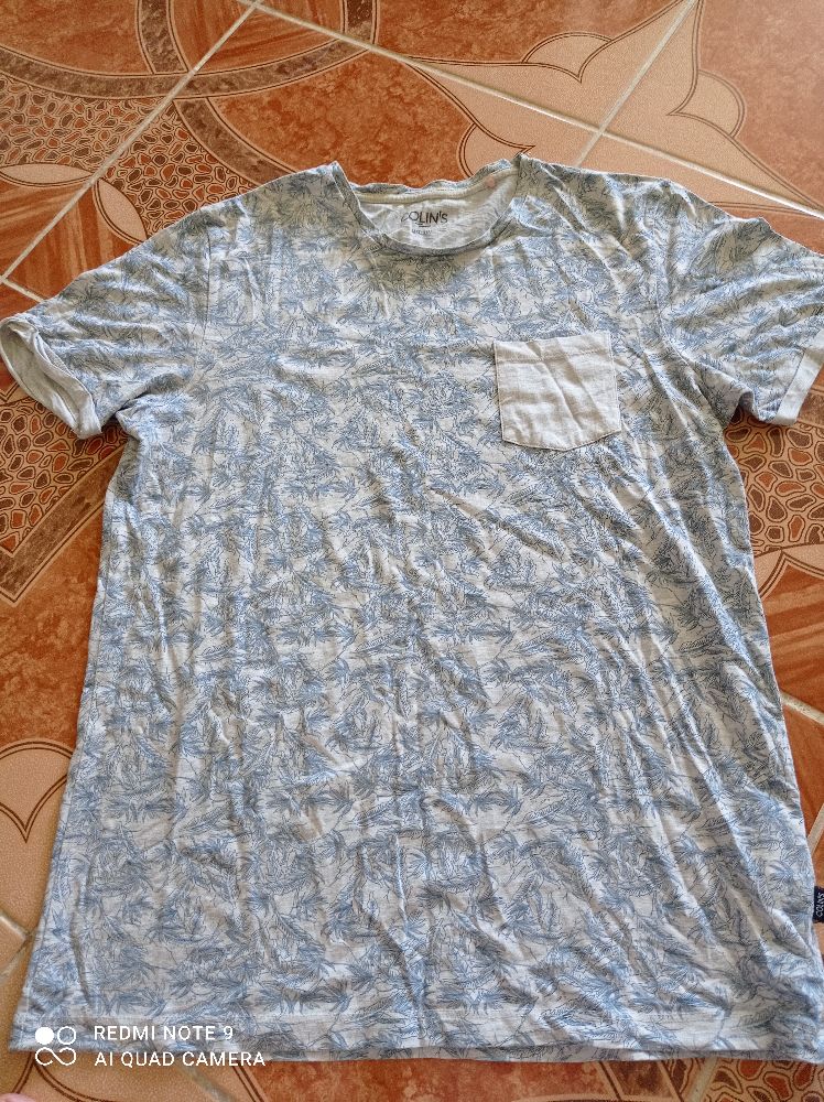 Erkek T-Shirt Satlk temiz kullanlm t-shirt