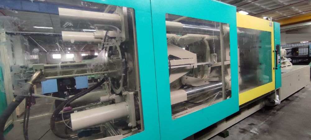 Plastik Ejeksiyon Makinalar YIZUM PLASTK ENJEKSYON MAKNES Satlk 650 Ton Yzumi Enjeksiyon Makinesi