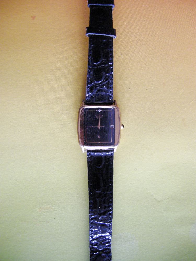 Saatler Satlk Citizen Quartz kol saati 1985 vintage siyah deri