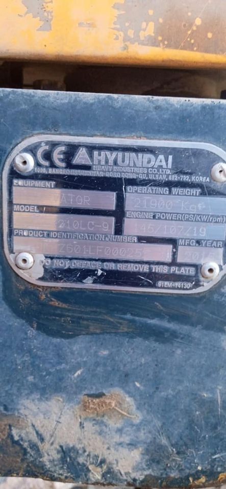 Ekskavatr Paletli Eskavator Satlk 2015 Hyundai 210 Lc-9-Seri,-10500 Saat-Orjinal