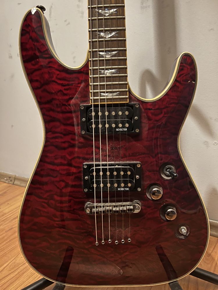 Gitar Satlk Schecter Omen Extreme 6 Elektro Gitar /Crimson Red