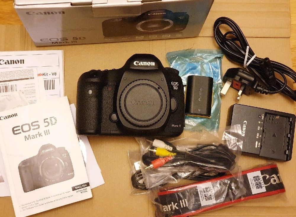 Digital Fotograf Makinalar Satlk Selling Canon 5D Mark I with 24-105mm lens