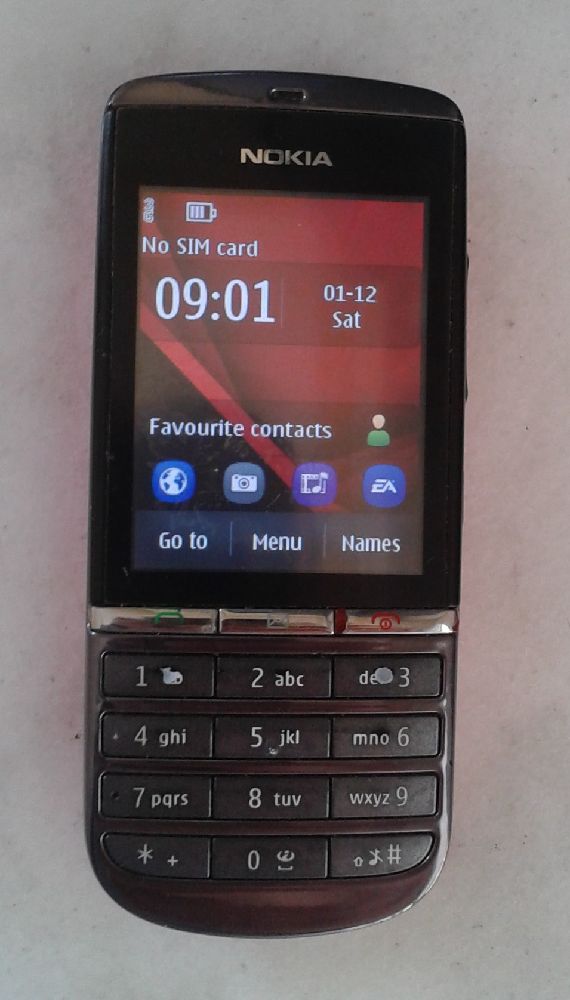 Cep Telefonu Satlk Sadece Ekran Biraz Problemli Nokia Asha 300