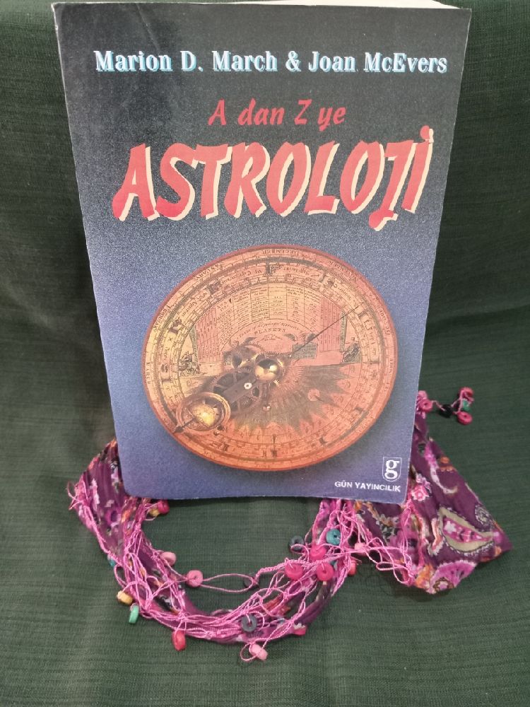 Dier Kitaplar Satlk Astroloji - marion D. march & joab McEvers