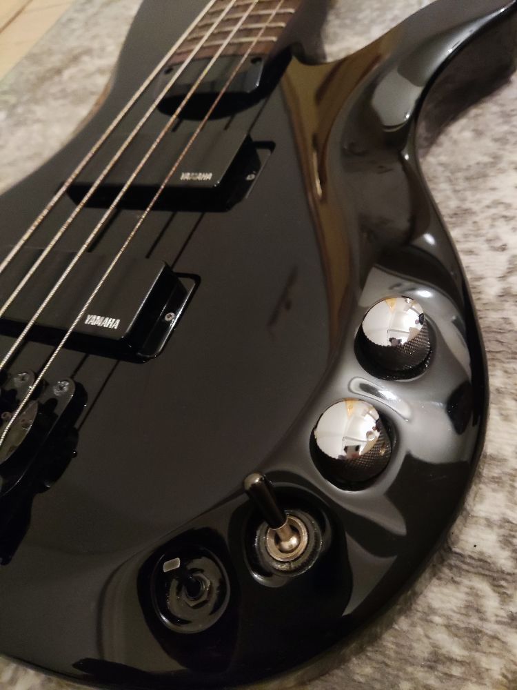 Dier alglar Satlk Yamaha Rbx774 Aktif Bass Gitar (Nadir)