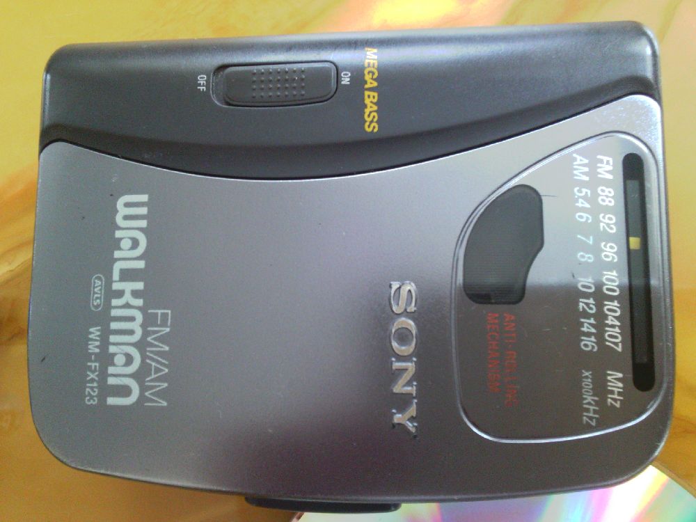 Mp3, Mp4 Player, Walkman Satlk SONY W M - FX 123  MeGa BASS / FM - MW RADYO