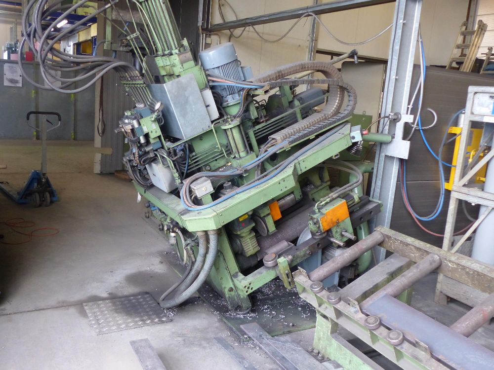 Matkap (Metal) Alman Satlk CNC Delme ve Kesme Makinesi