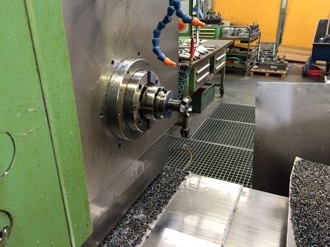 Freze (Metal) Alman Satlk CNC Borverk ve Freze Makinesi