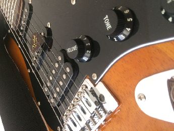 Amerikan Fender Squier Strat Satlk