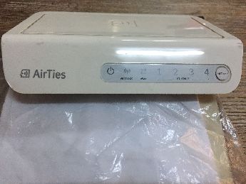 Airties Air 4340 150Mbps Kablosuz 4 Port Router