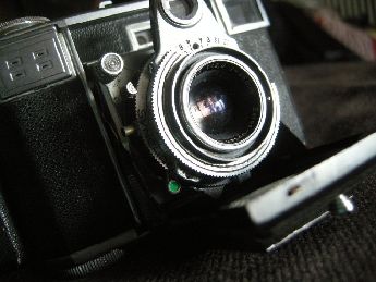 Zeiss Ikon Contessa 35 mm filmli fotoraf makinesi