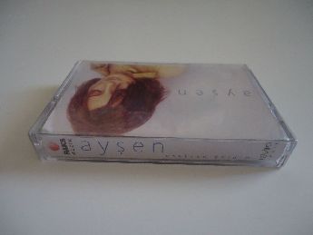 Ayen - Uzaktan Geldim Kaset Temiz