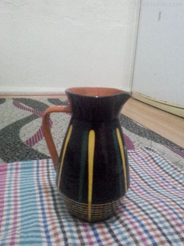 Yunan pismis toprak boyali vazo