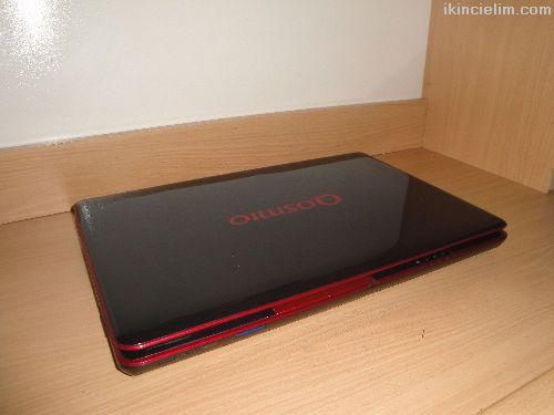 Toshiba Qosmio X505-Q898 Laptop