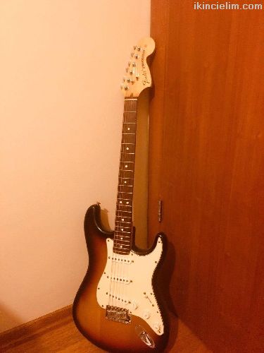 Fender Amerikan Stratocaster Elektro Gitar