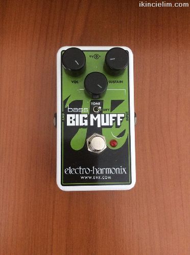 Electro harmonix nano big muff distortion pedal b