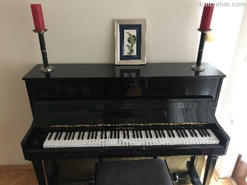 Kingsburg piyano