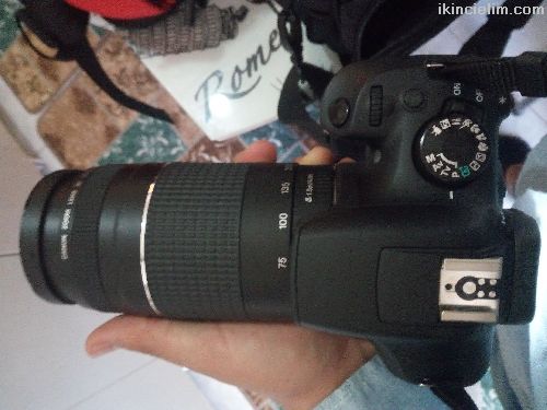 Canon 1300D Fotoraf Makinesi