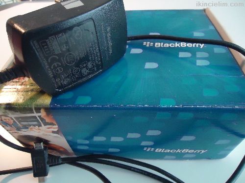 Blackberry Curve 8320 Kutusu