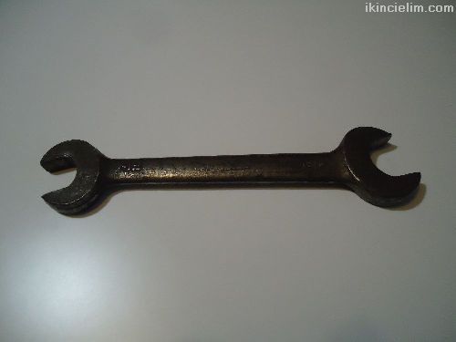 Lister Vintage Anahtar