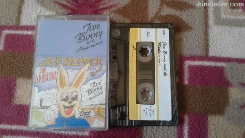 Jve Bunny And The Mastermxers * The Album *