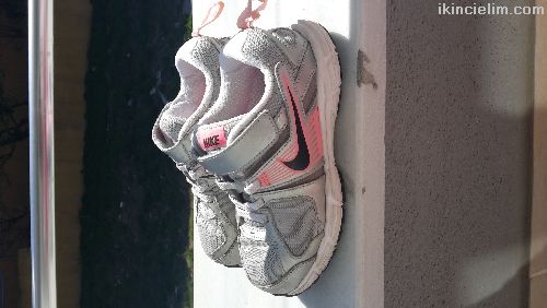 Orjinal 28.5 numara Nike spor ayakkabi