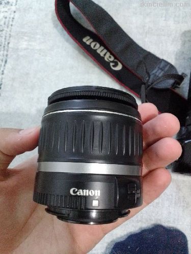 Canon 1000d EOS iki lens yeni gibi 