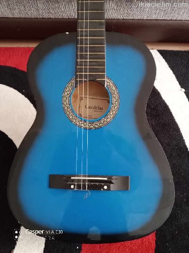 mavi gitar