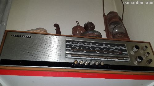Antik radyo gaz lambas