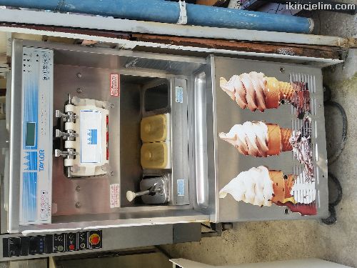 Az kullanilmis temiz taylor soft dondurma makinasi