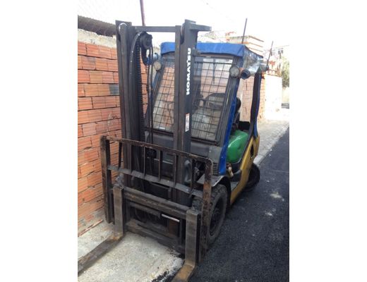 Komatsu 2.3.4.6 ton Her tonda foklift İş Makineleri : Forklift çeşitli tonlarda