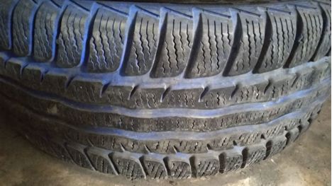 Vasıta, Oto Lastik, 195 40 16 Roadstone Kore Lastiği