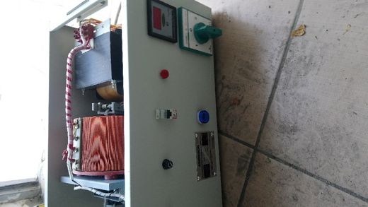 15 kva otomatik monofaz regülatör bakır Regülatör yükseltici trafo İş Makineleri : Monofaz 15 kva otomatik bakır sargı dijita