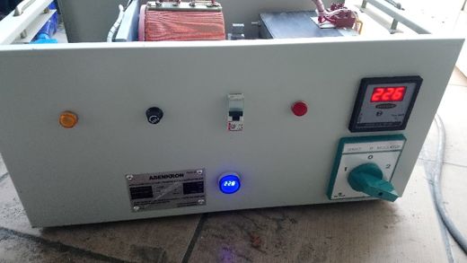 15 kva otomatik monofaz regülatör bakır Regülatör yükseltici trafo İş Makineleri : Monofaz 15 kva otomatik bakır sargı dijita