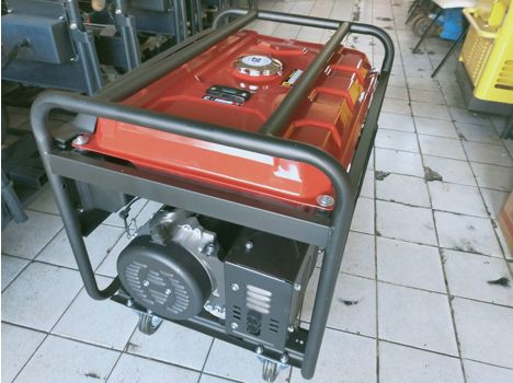 İş Makineleri, Jeneratör, Aksa, Benzinli 10 Kva, Kırşehirli Memet Usta 10 Kva 220 ve 380 Cıkışlı Ma
