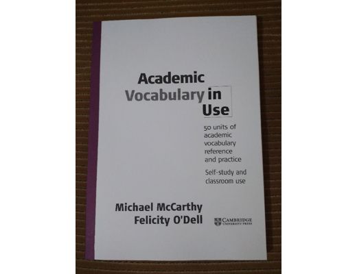 Kitap, Dergi : Academic vocabulary in use